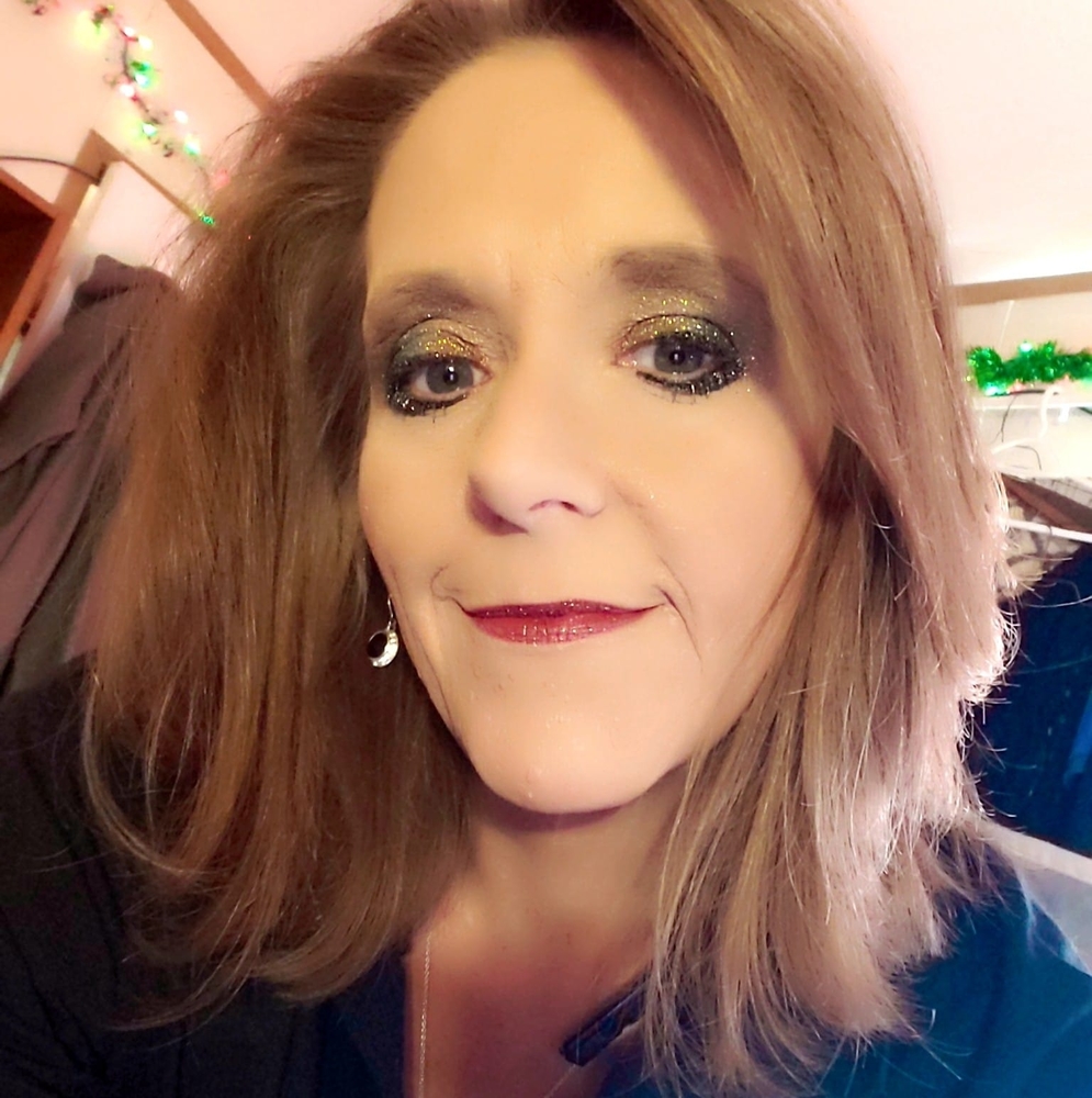 Meet your Posher, Shellie